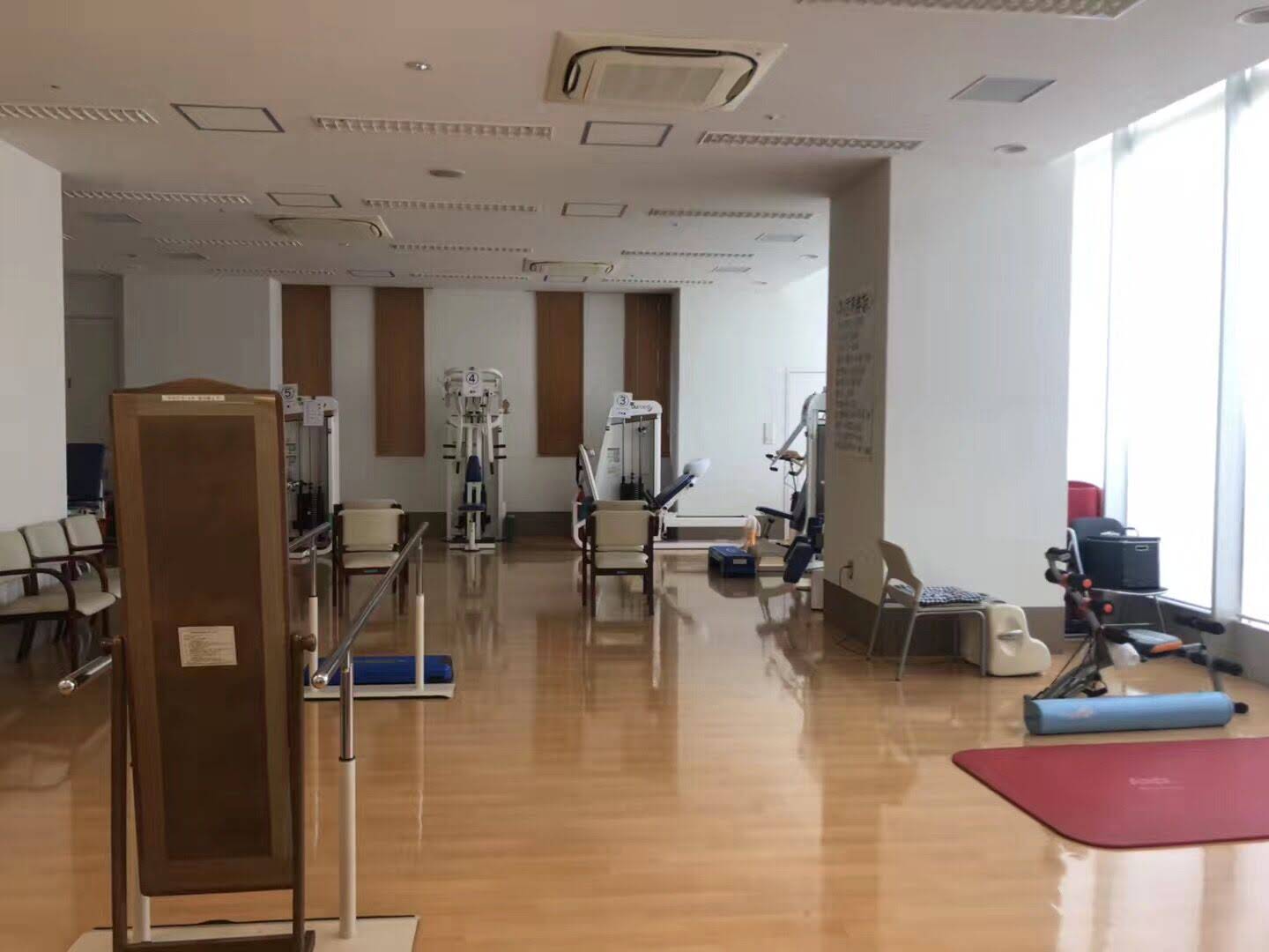 介護(hù)男女工(圖2)
